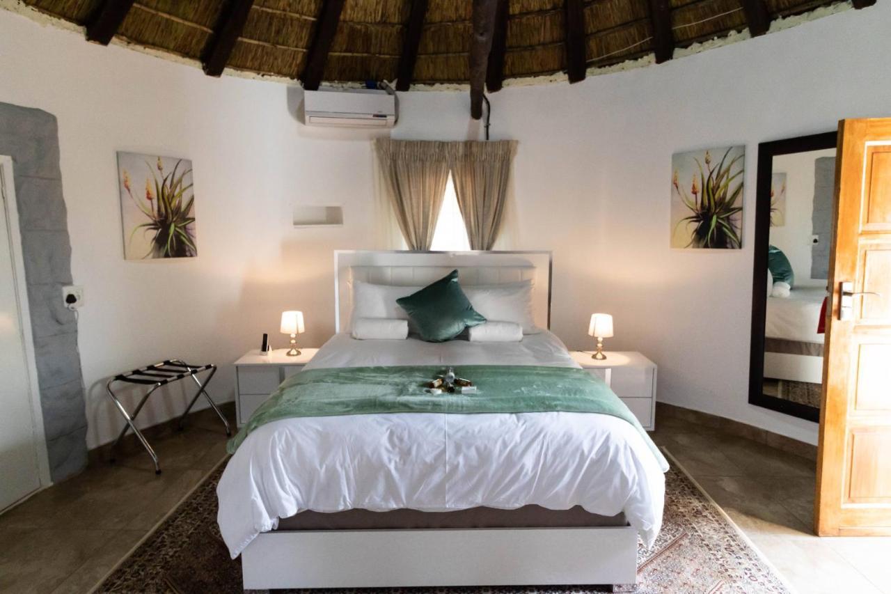 Graceland Conference And Lifestyle Centre Akasia Екстер'єр фото