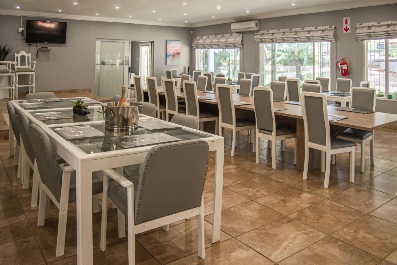 Graceland Conference And Lifestyle Centre Akasia Екстер'єр фото